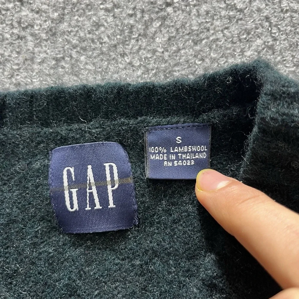 VTG GAP V-Neck Sweater Mens Small Green Striped 100% Lambs Wool Pullover Y2K